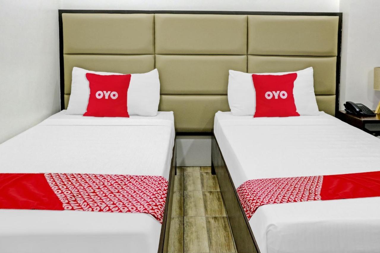 OYO 869 Jnv 드림 호텔 수빅 외부 사진