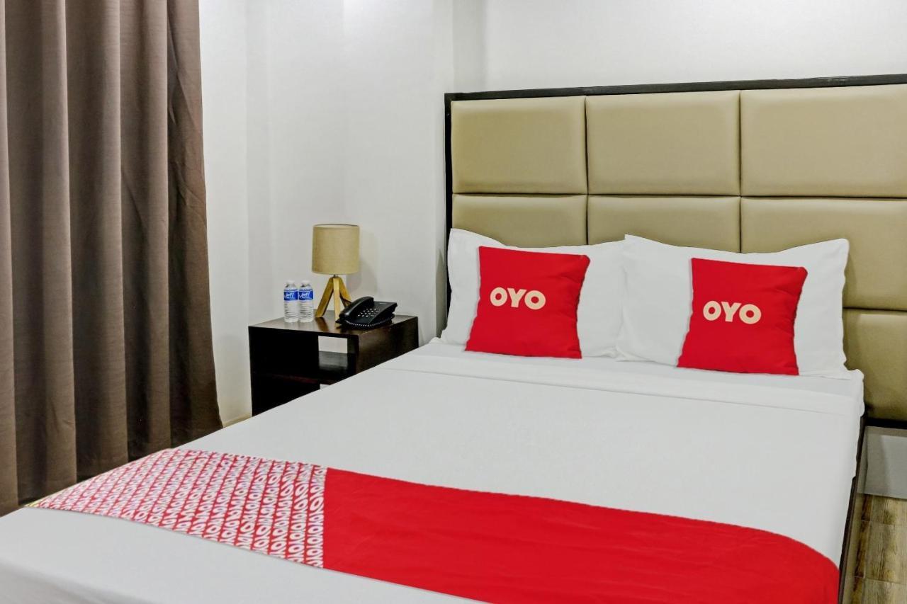 OYO 869 Jnv 드림 호텔 수빅 외부 사진